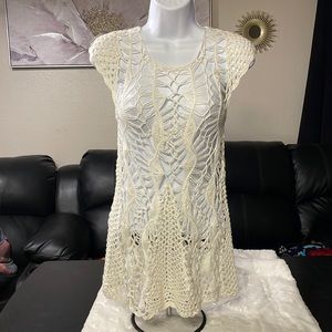 Gorgeous Crochet White Top